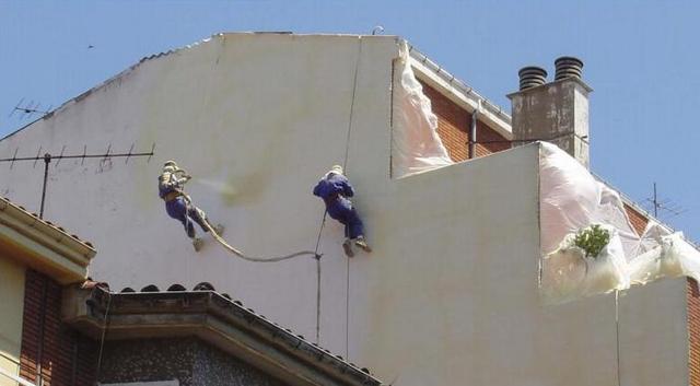 Waterproofing insulation for buildings