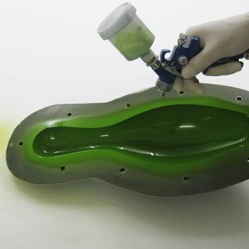 In mold coating for integral skin foam - Imen Polymer Chemie