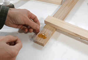 Polyurethane wood glue-image